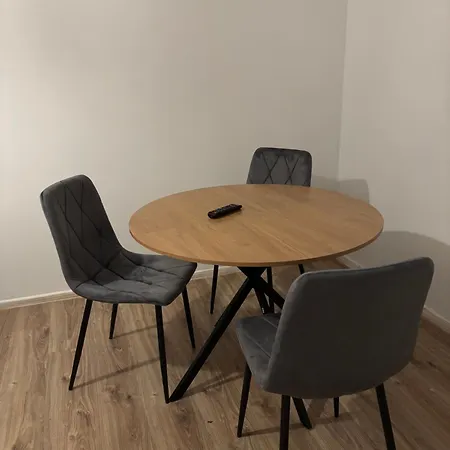 Apartmán Mieszkanie Blok *